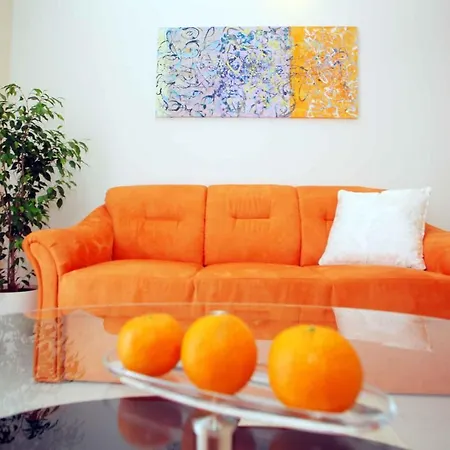 Apartman 1 *